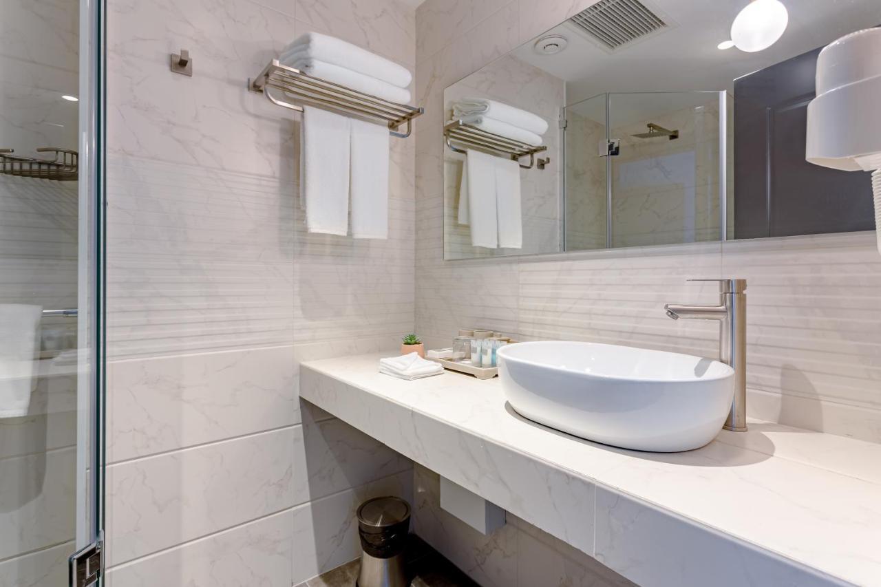 Ramada By Wyndham Old Hotel 4*