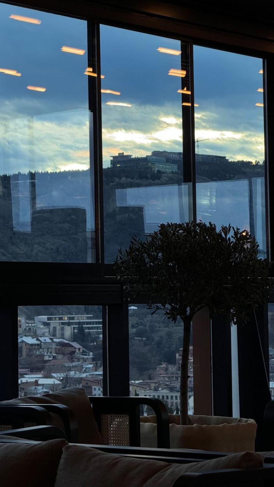 Hotel Ramada By Wyndham Old Tbilisi
